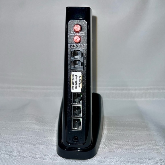 Verizon Novatel 4Gβ LTE Broadband Wireless Router with Voice Model T1114 EUC - Picture 2 of 13